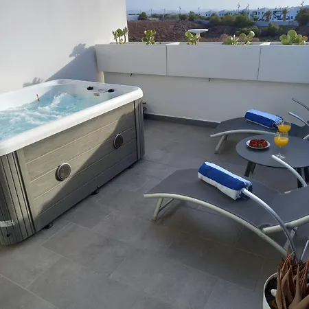 Semesterbostad Nunoli Duplex Luxury *